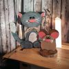 wooden cat and mouse